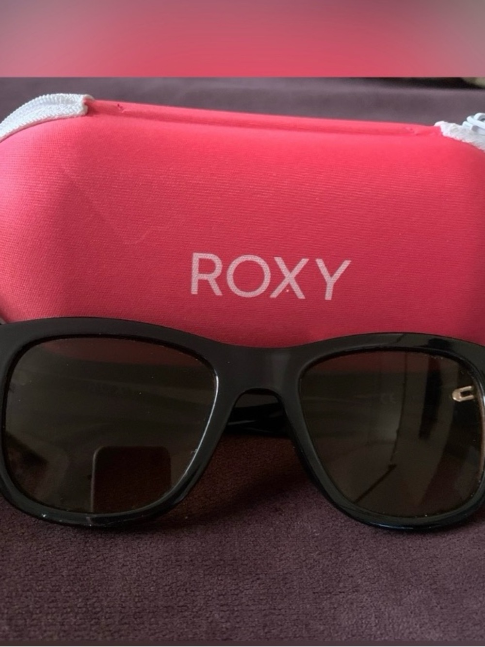 Roxy Black Frame Sunglasses with Pink Roxy Case